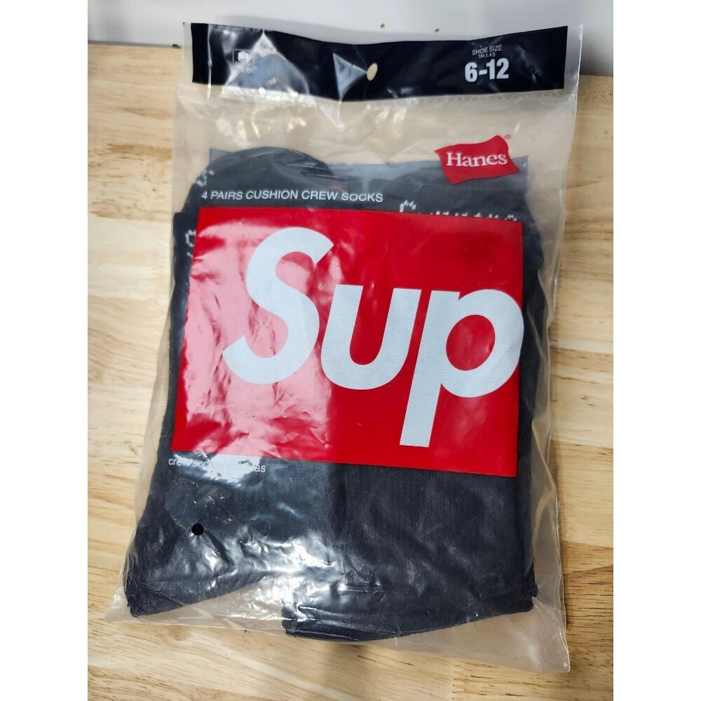 Supreme hanes crew sock Black size 6-12